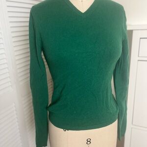 Green V-Neck Vintage Cashmere Pullover Sweater